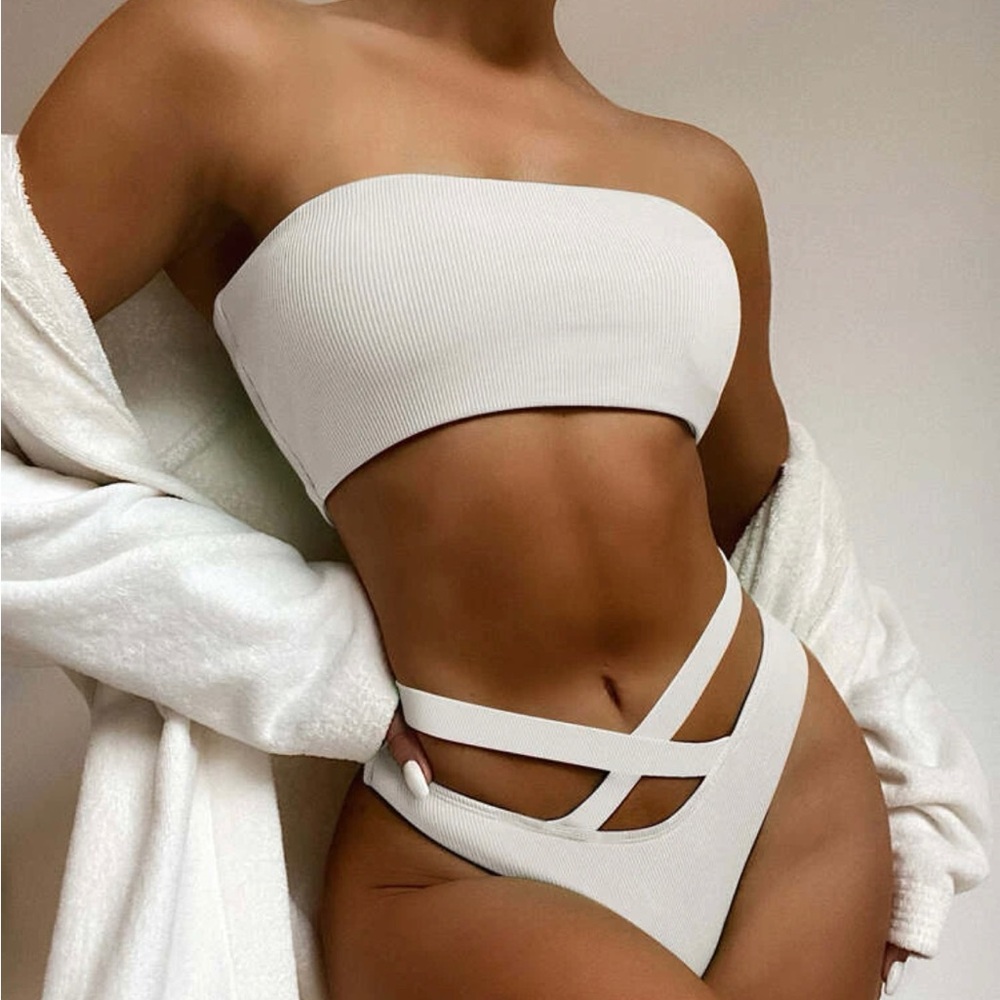 Rib Criss Detail Bandeau Bikini Swimsuit